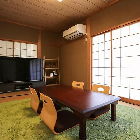 Apartmán 1日1組様限定の貸し切り民泊です間取り2Ldk無料駐車場1台分のみ有り全館完全禁煙です屋外喫煙所無し冬季12月1日から2月28日は駐車場使用不可能です Fukui Exteriér fotografie