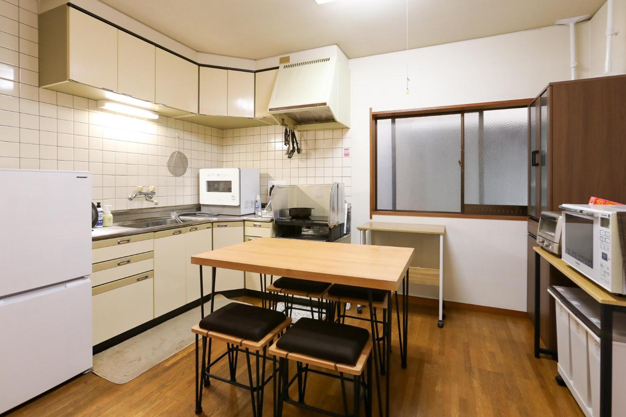Apartmán 1日1組様限定の貸し切り民泊です間取り2Ldk無料駐車場1台分のみ有り全館完全禁煙です屋外喫煙所無し冬季12月1日から2月28日は駐車場使用不可能です Fukui Exteriér fotografie