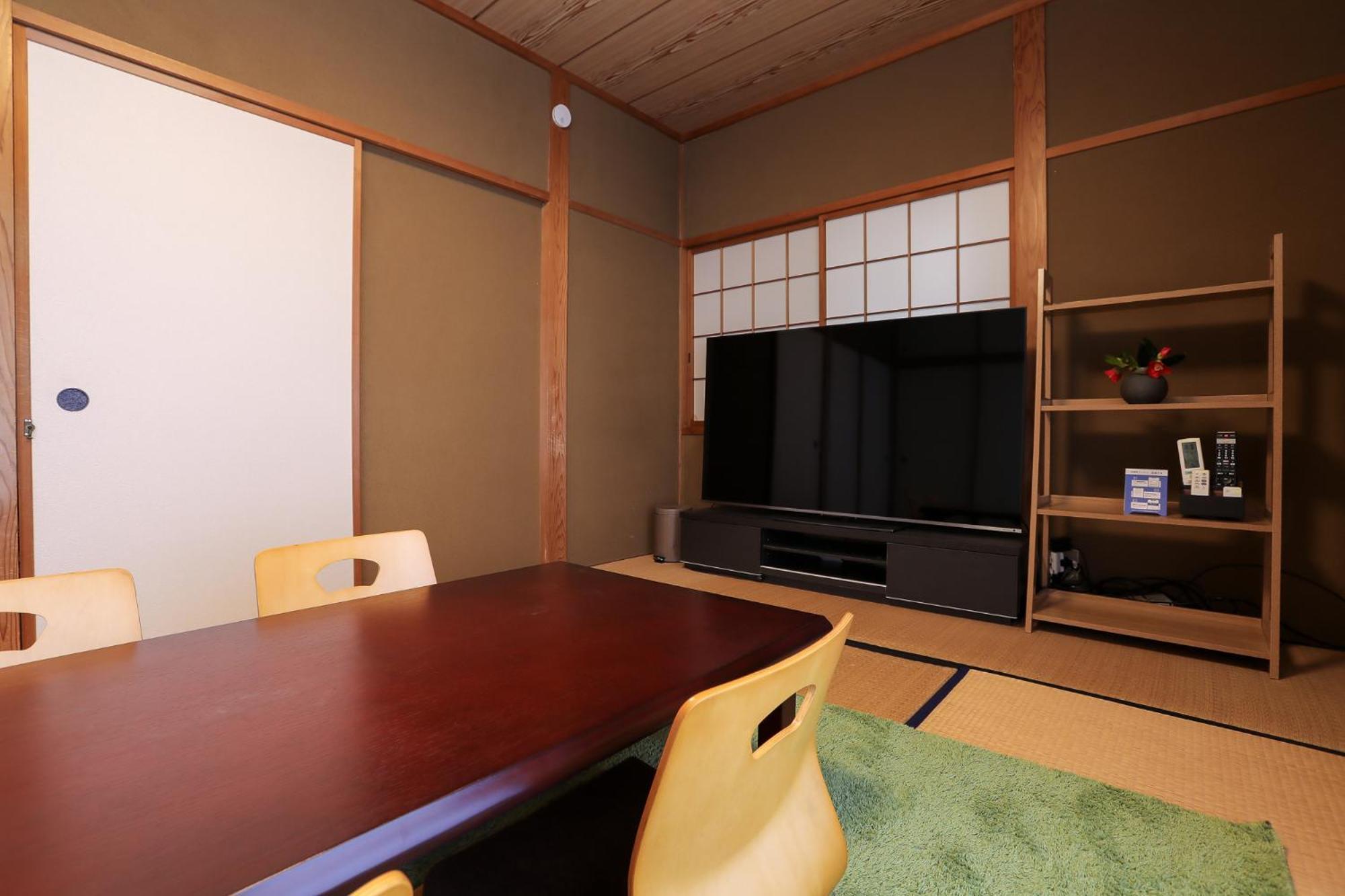 Apartmán 1日1組様限定の貸し切り民泊です間取り2Ldk無料駐車場1台分のみ有り全館完全禁煙です屋外喫煙所無し冬季12月1日から2月28日は駐車場使用不可能です Fukui Exteriér fotografie